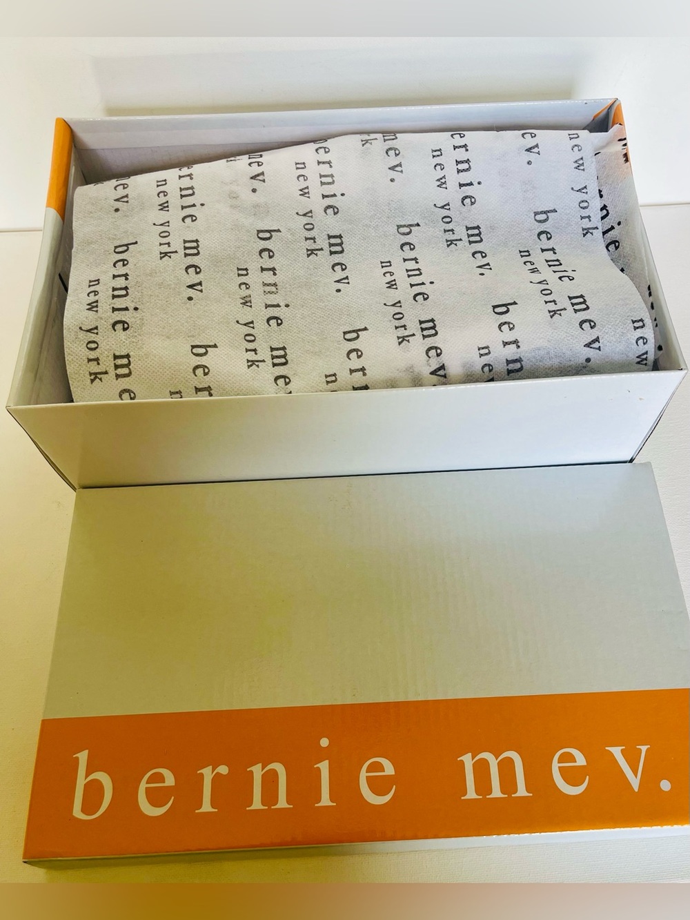 NIB BERNIE MEV NEW YORK GRAVITAS STRETCH COMFORT CUSHIONED CASUAL WOMENS SIZE 8 - Picture 11 of 12